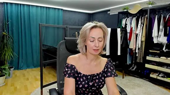 Julia_Cherry_