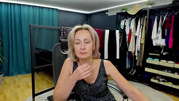 Julia_Cherry_