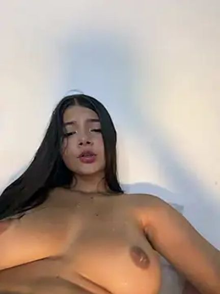 EmmiiGlow