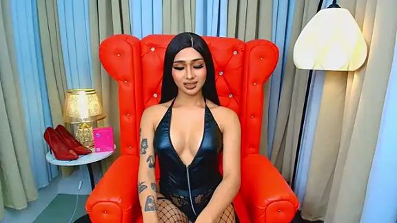 Iris_Hilton