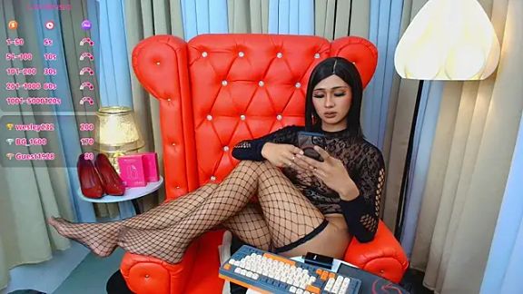 Iris_Hilton
