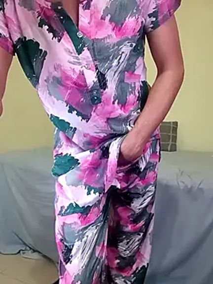 Lovely_Ladyboy_star
