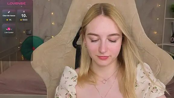 Shy_Polly