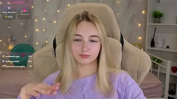 Shy_Polly