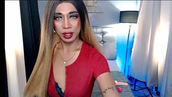 TsBlackHORSECOCKcalix