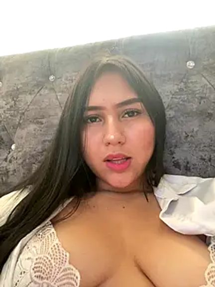 YuliiCamm
