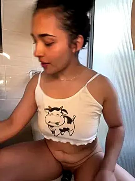 Lucy_Marin