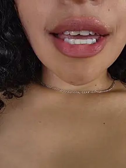 Lucy_Marin