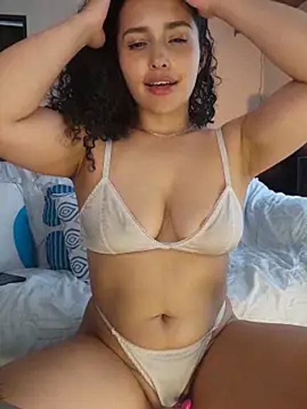 Lucy_Marin