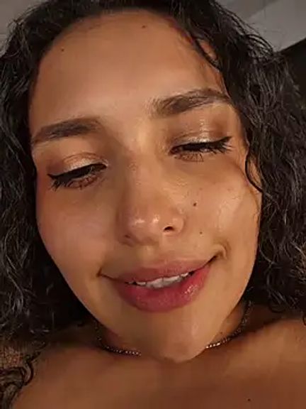 Lucy_Marin