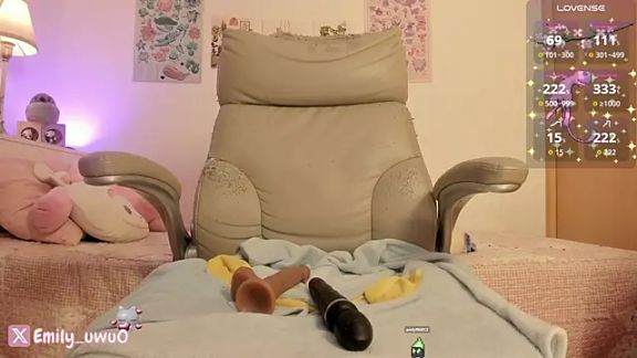 emily_uwu0