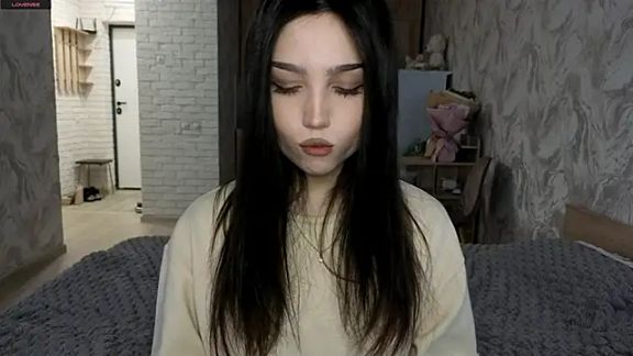 Qwami_Amie
