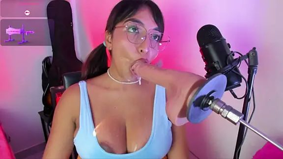 Leticia_brownn1