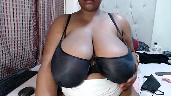 CHOCOLATEDARKBUSTYX