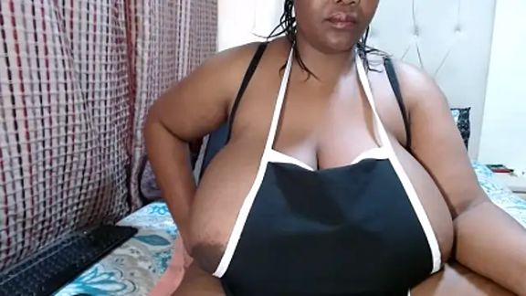 CHOCOLATEDARKBUSTYX