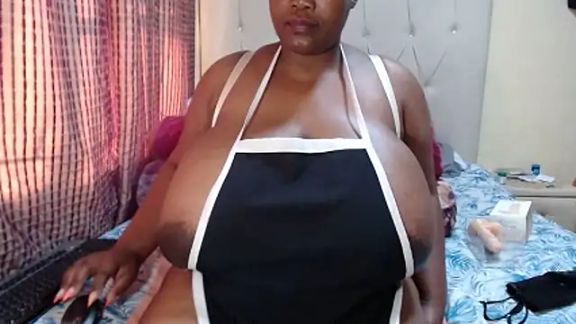 CHOCOLATEDARKBUSTYX