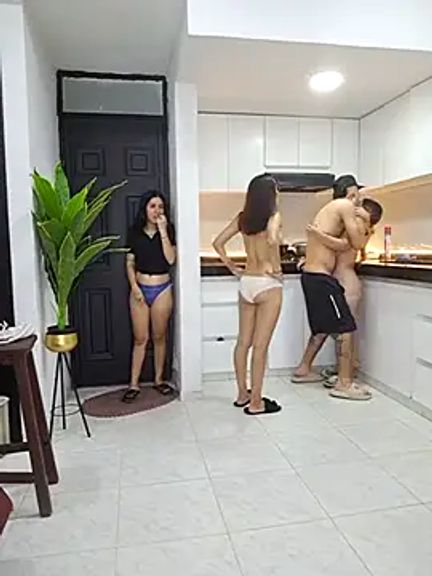 royalgirls_x