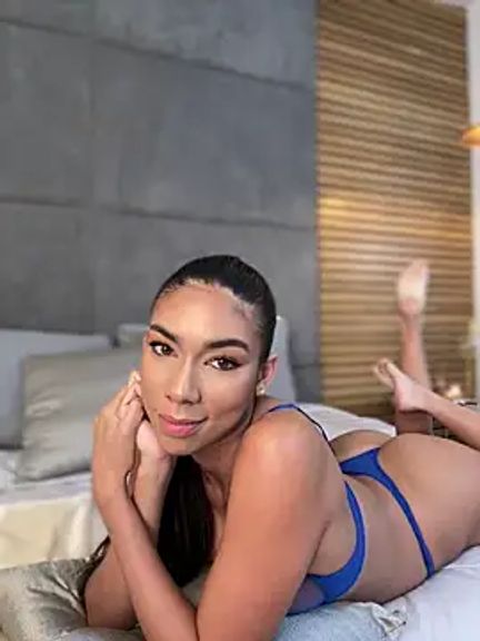 EllaSanz_
