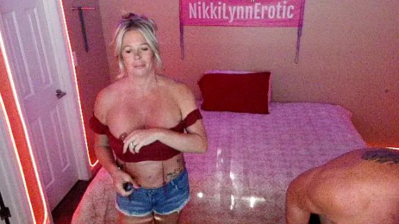 NikkiLynnErotic