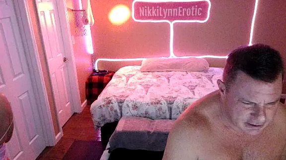 NikkiLynnErotic