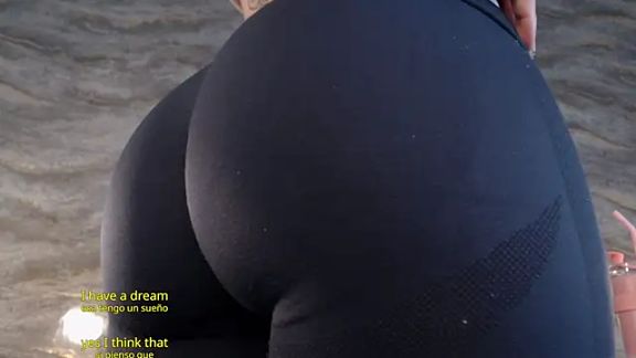 Mia_Luxor