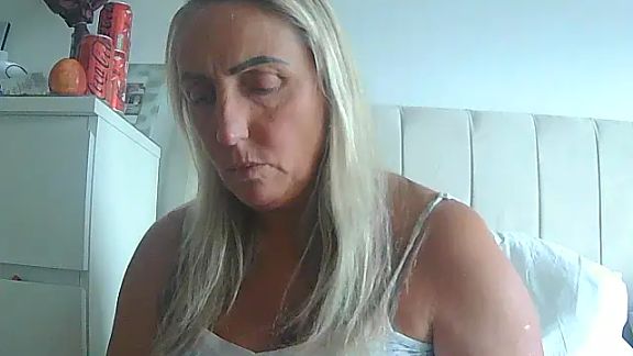 theblondecocklover