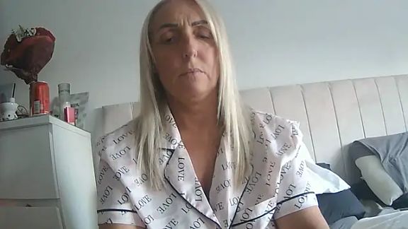 theblondecocklover