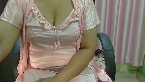 indian_anu_mallu
