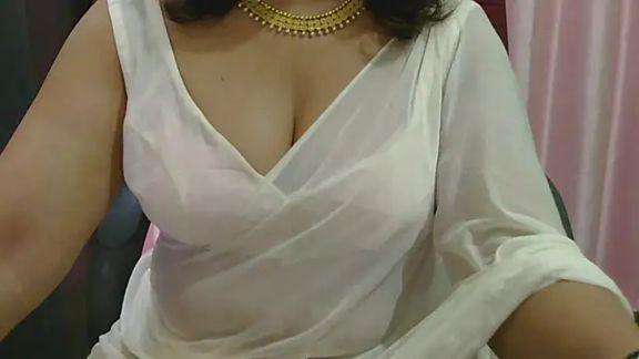 indian_anu_mallu