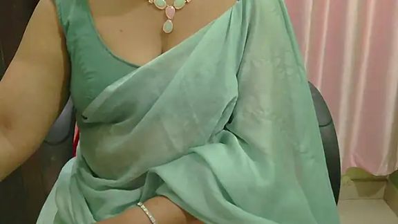 indian_anu_mallu