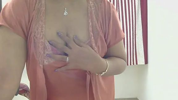 indian_anu_mallu