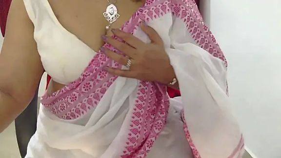 indian_anu_mallu