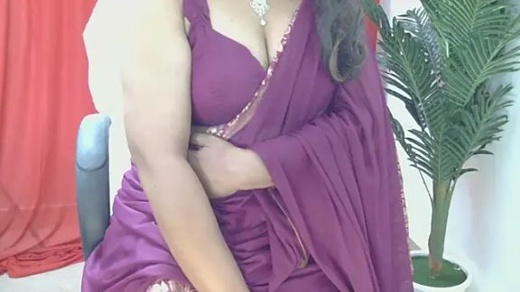 indian_anu_mallu