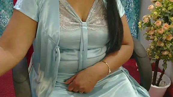 Mallu_Manisha