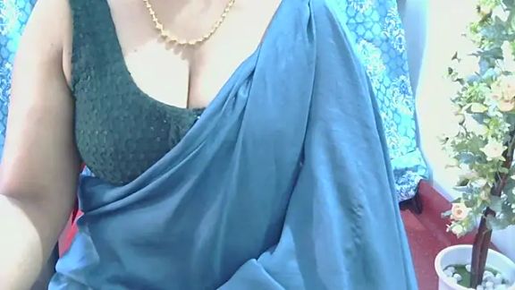 Mallu_Manisha