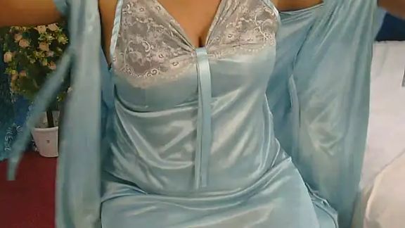 Mallu_Manisha
