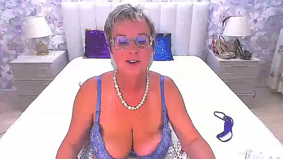 MilfyMommyXX