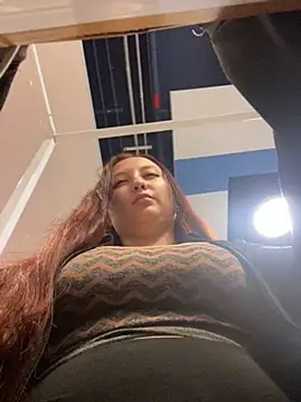 Scarlet_auraa