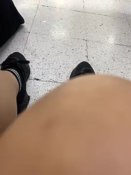 Scarlet_auraa