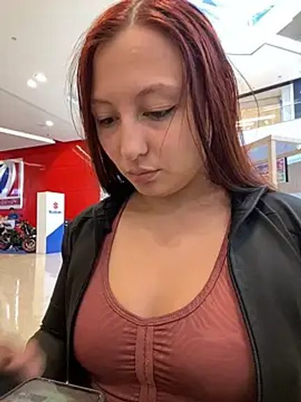 Scarlet_auraa