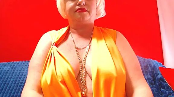 NaughtyMILF4UX