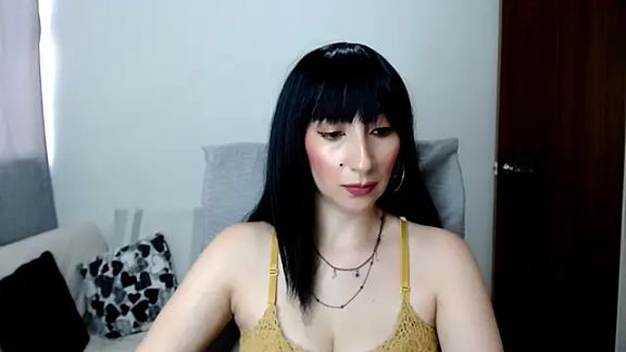 Laura-pervert