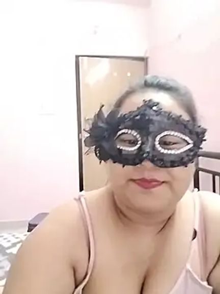 BBW_DesiCouple