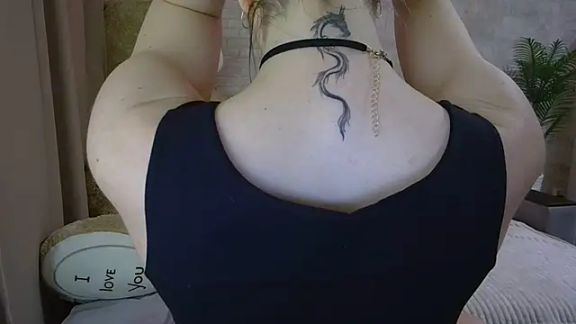 Anika_bloom