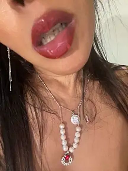 naughtyjaanu