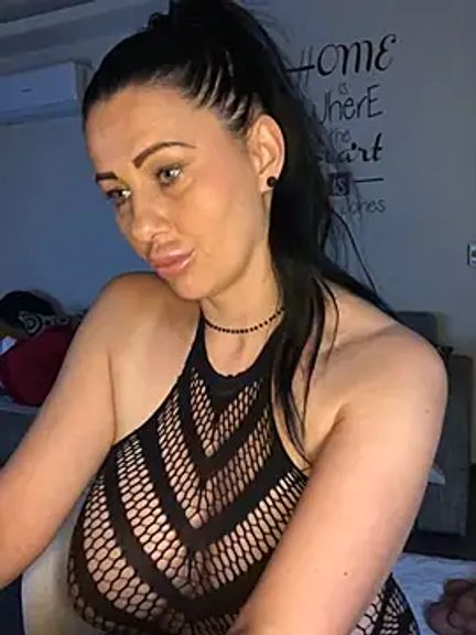 IRISWHITE17