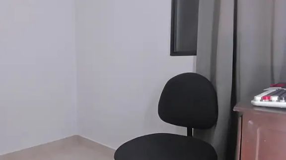 Emma_lean