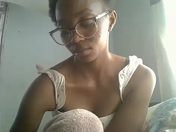 ElianeHot