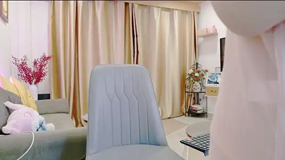 Adriana_Ivy