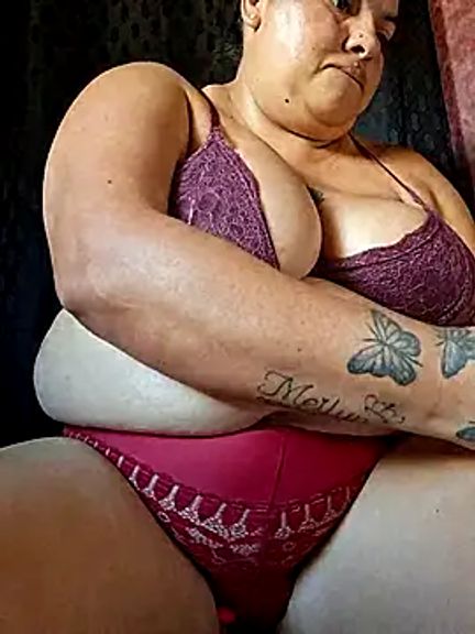 chubby_sexy_big_tits